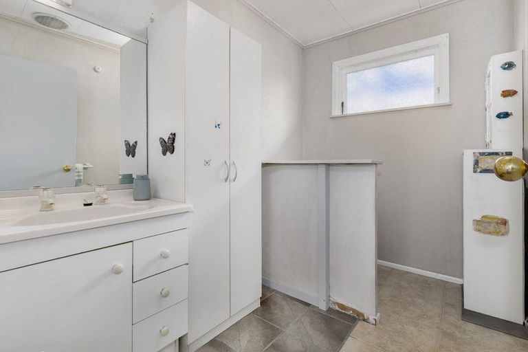 Photo of property in 3 Marlborough Street, Levin, 5510