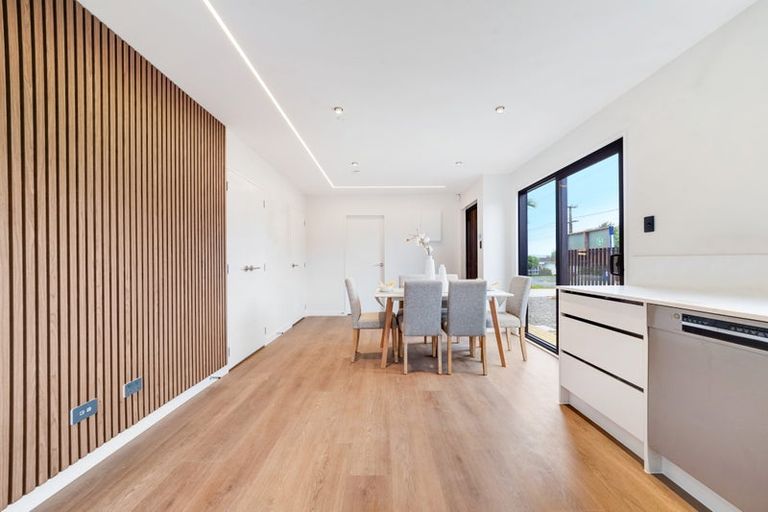 Photo of property in 1/30 Wellesley Road, Mangere Bridge, Auckland, 2022