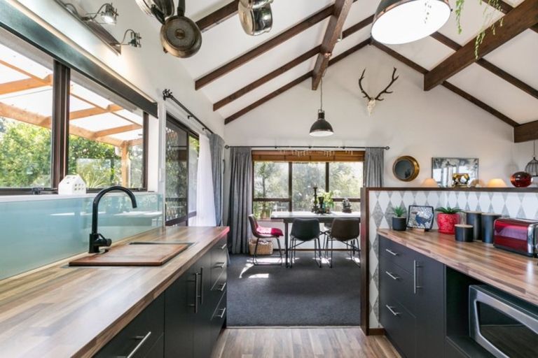 Photo of property in 282 Whirinaki Road, Eskdale, Napier, 4182