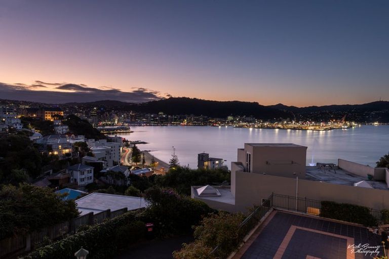 Photo of property in Alto Apartments, 3b/22 Telford Terrace, Oriental Bay, Wellington, 6011
