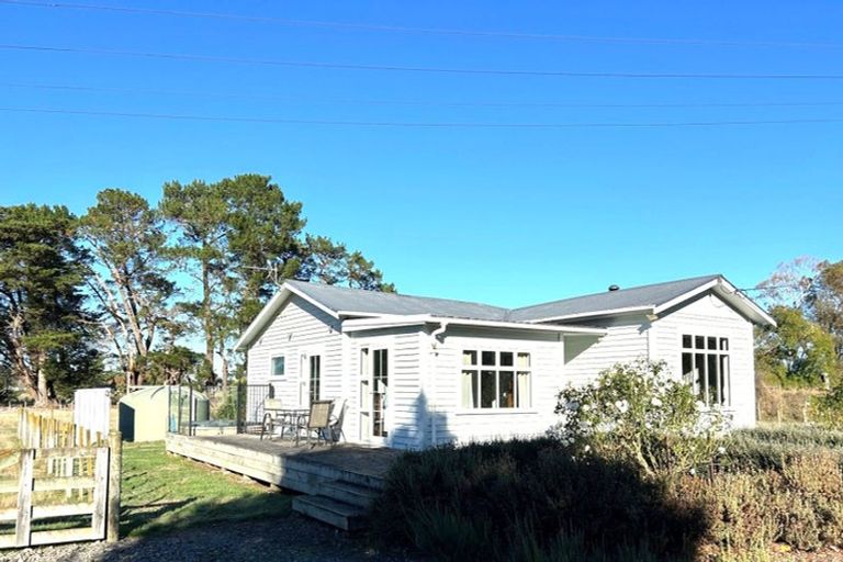 Photo of property in 217 Bidwells Road, Morison Bush, Greytown, 5794