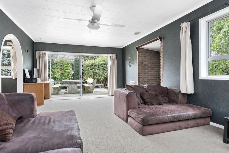 Photo of property in 29 Carlyle Street, Leamington, Cambridge, 3432