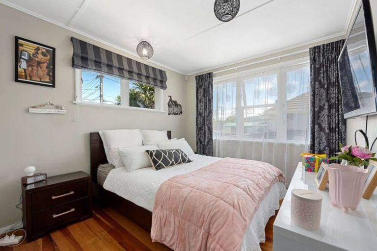 Photo of property in 30 Sheridan Crescent, Trentham, Upper Hutt, 5018