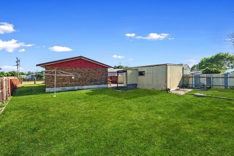 Photo of property in 117 Collins Road, Melville, Hamilton, 3206