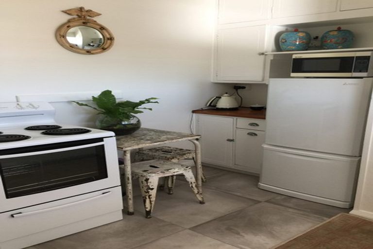 Photo of property in 4/541 Marine Parade, Napier South, Napier, 4110