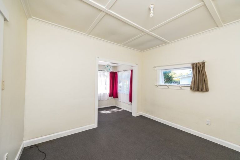 Photo of property in 41 Swiss Avenue, Gonville, Whanganui, 4501