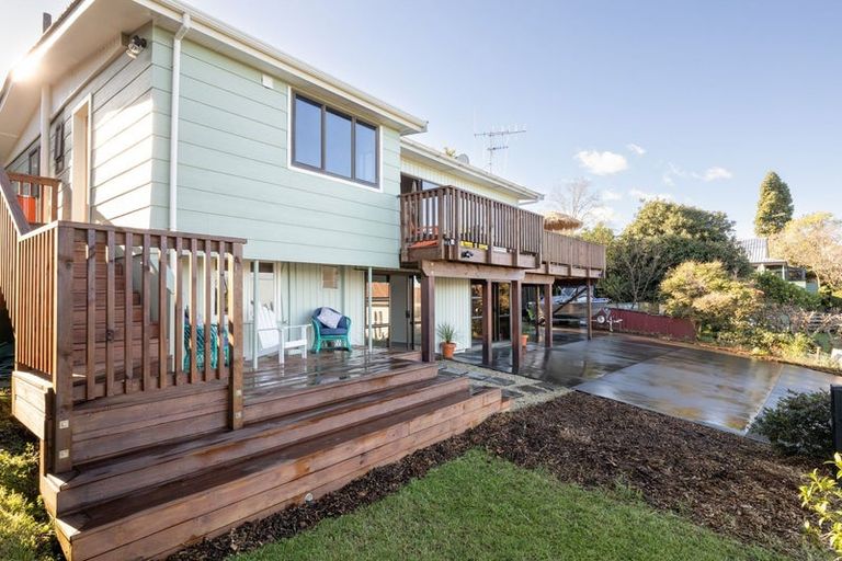 Photo of property in 26 Omokoroa Road, Omokoroa, 3114