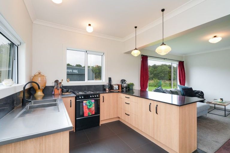 Photo of property in 193 Mason Road, Seaward Bush, Invercargill, 9871