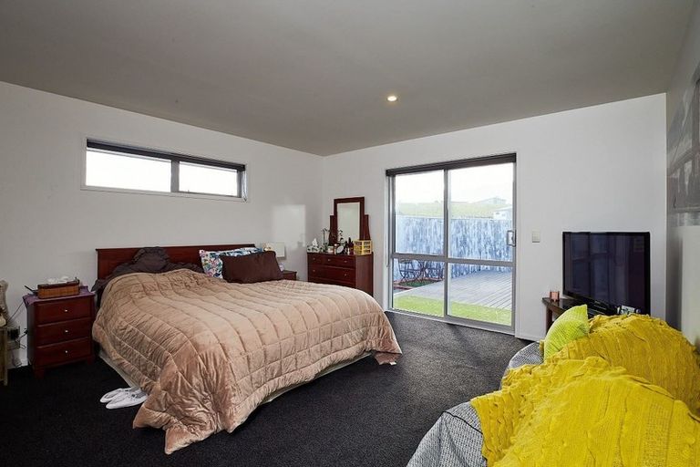 Photo of property in 12 Mcrae Gardens, Kaikoura Flat, Kaikoura, 7371