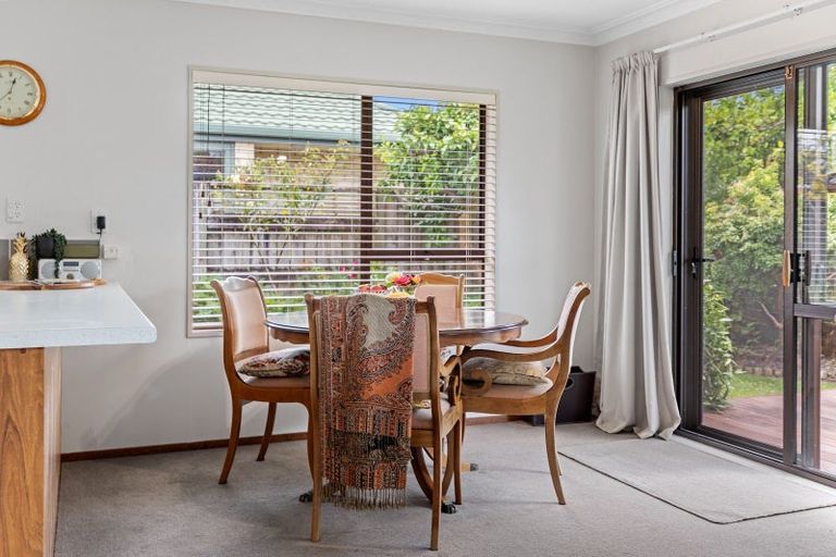 Photo of property in 529a Devonport Road, Tauranga South, Tauranga, 3112