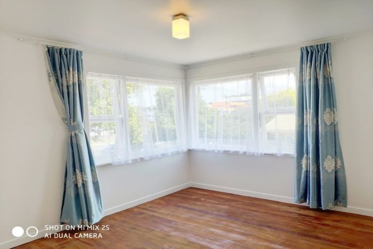 Photo of property in 210 Archers Road, Glenfield, Auckland, 0629