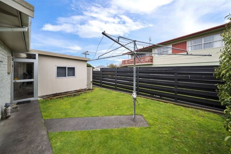 Photo of property in 37 Collins Street, Hawera, 4610