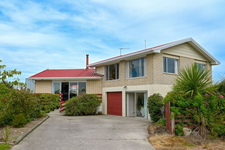 Photo of property in 11 Centennial Avenue, Balclutha, 9230