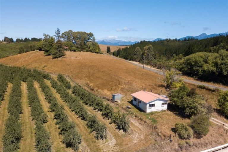 Photo of property in 311 Waiwhero Road, Lower Moutere, Upper Moutere, 7175