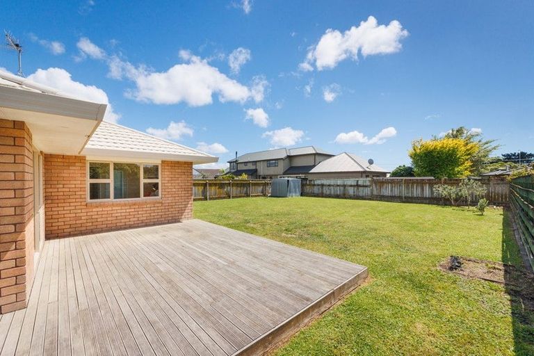 Photo of property in 30 Parnell Heights Drive, Kelvin Grove, Palmerston North, 4414