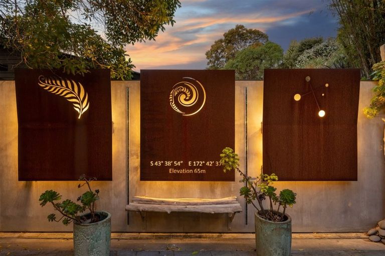 Photo of property in 48 Andersons Road, Charteris Bay, Lyttelton, 8971