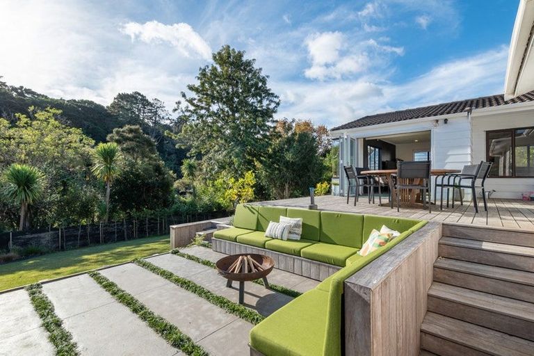 Photo of property in 9 Glendawn Place, Bayview, Auckland, 0629