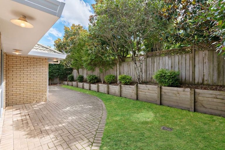 Photo of property in 1/8 Alicia Road, Somerville, Auckland, 2014