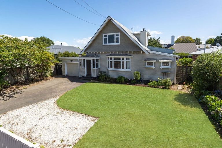Photo of property in 141 Clyde Road, Burnside, Christchurch, 8053