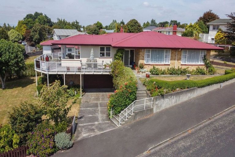 Photo of property in 6 Drummond Street, Dannevirke, 4930