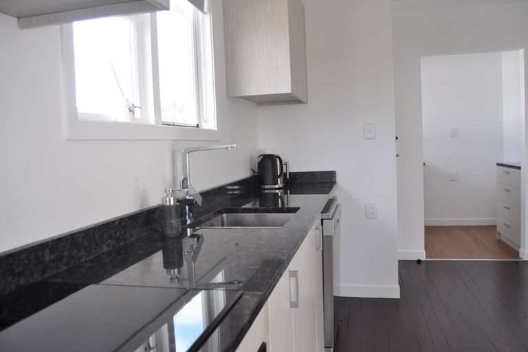 Photo of property in 16 Grant Crescent, Masterton, 5810