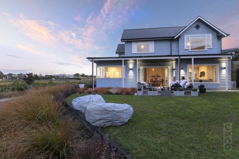 Photo of property in 12 Tauwaka Crescent, Riverhead, 0820