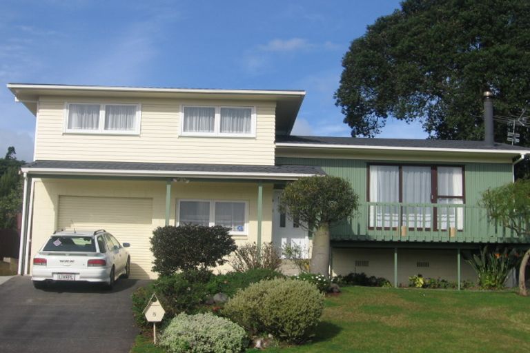Photo of property in 8 Barberton Terrace, Red Hill, Papakura, 2110