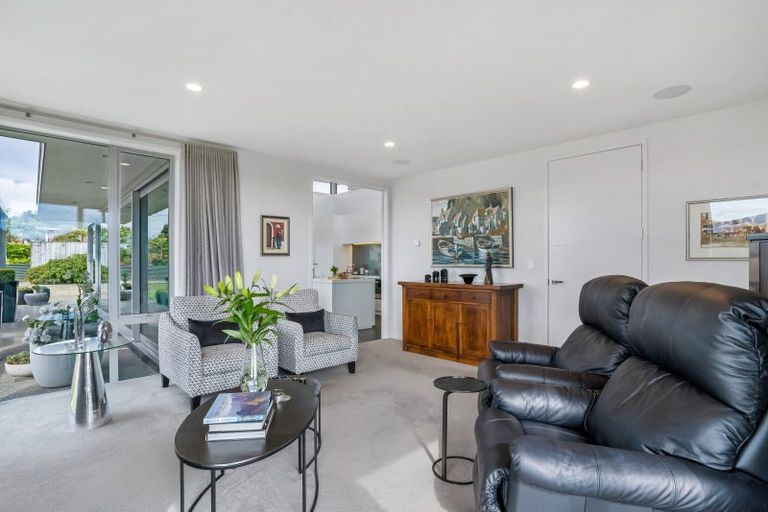 Photo of property in 39 Welsh Road, Winton, 9720