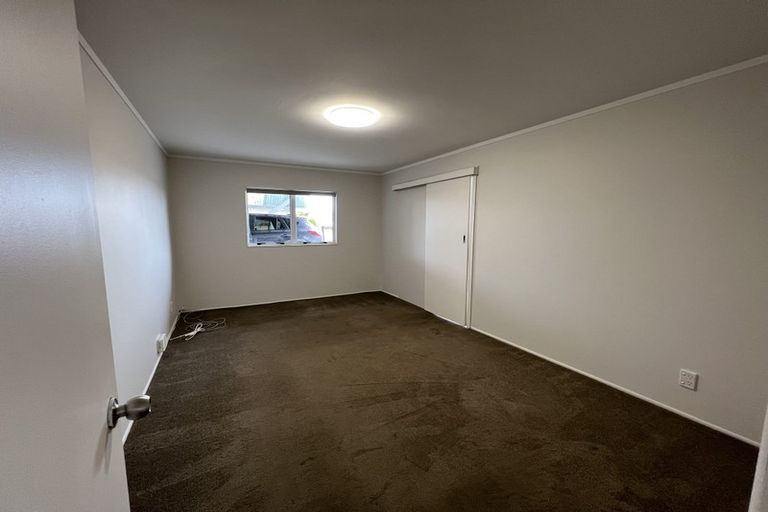 Photo of property in 36 Meilland Place, Glen Eden, Auckland, 0602