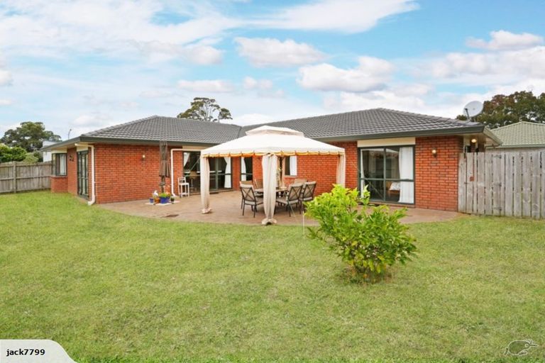 Photo of property in 3 Glenross Drive, Wattle Downs, Auckland, 2103