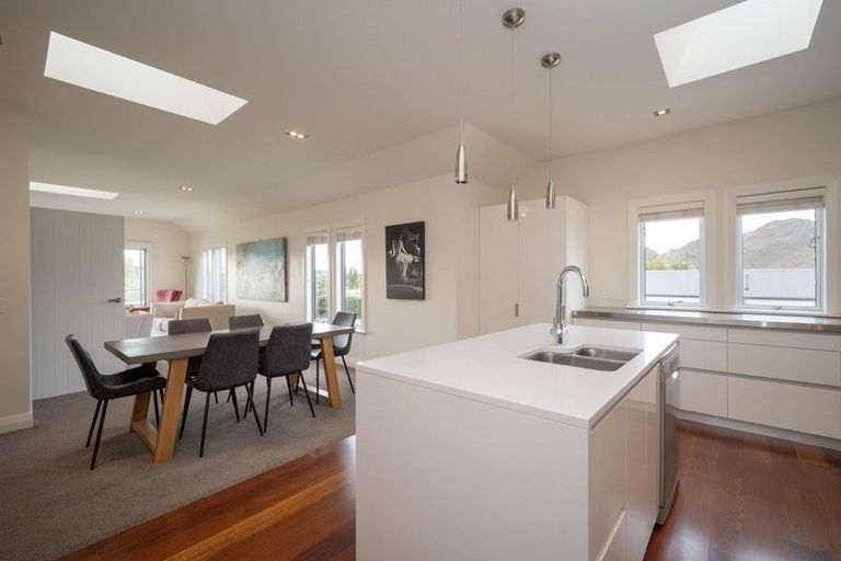 Photo of property in 13b Hart Place, Bridge Hill, Alexandra, 9320