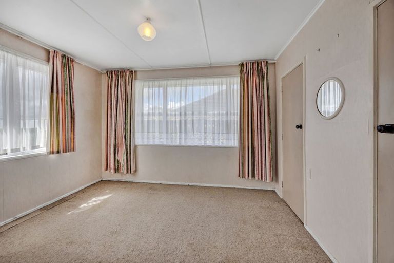 Photo of property in 8 Essex Street, Stratford, 4332