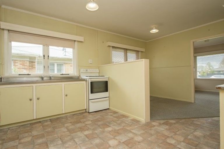 Photo of property in 11 Vardon Road, St Andrews, Hamilton, 3200