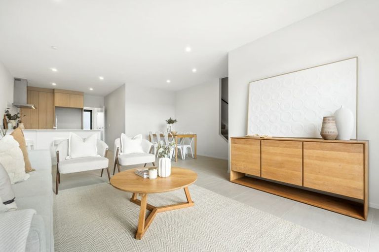 Photo of property in 170 Park Estate Road, Rosehill, Papakura, 2113