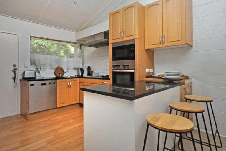 Photo of property in 3/24 Hastings Parade, Devonport, Auckland, 0624