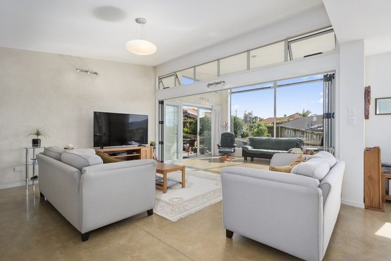 Photo of property in 55 Contour Avenue, Pyes Pa, Tauranga, 3112