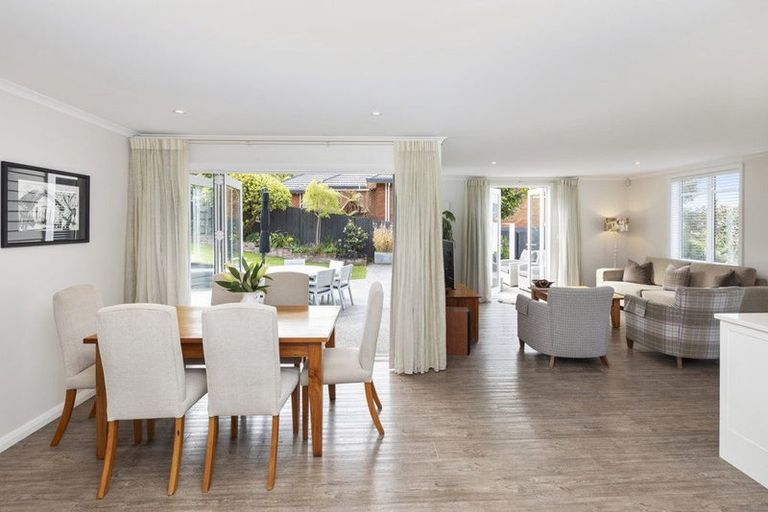 Photo of property in 8 Lucas Lane, Hillsborough, Christchurch, 8022