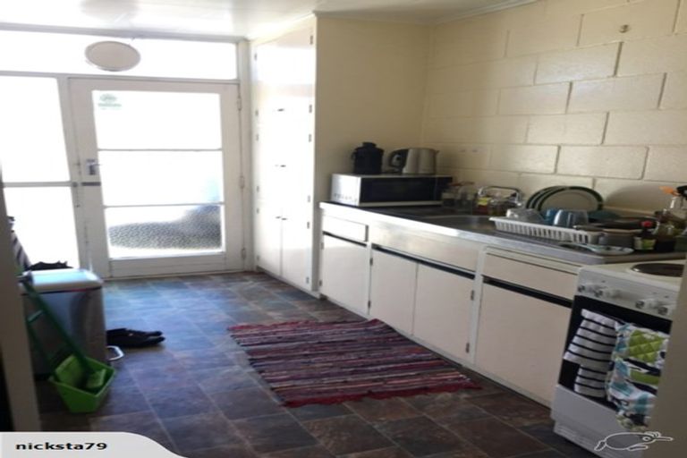 Photo of property in 16 Hua Street, Bell Block, New Plymouth, 4312