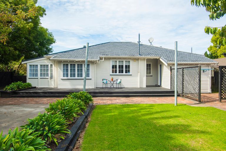 Photo of property in 122 Harris Street, Inner Kaiti, Gisborne, 4010
