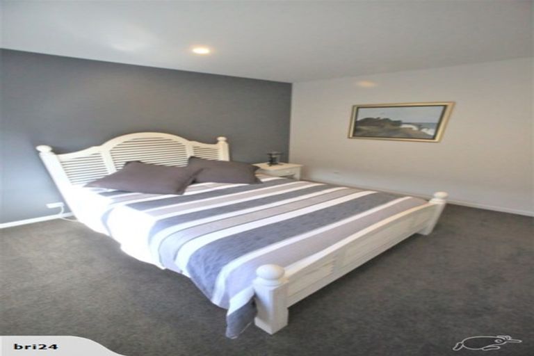 Photo of property in 20 Aspiring Drive, Poraiti, Napier, 4112