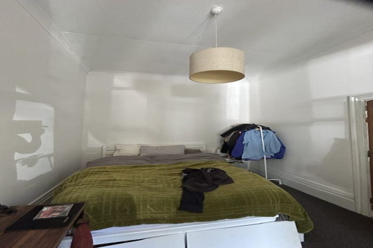 Photo of property in 70 Fairlie Terrace, Kelburn, Wellington, 6021