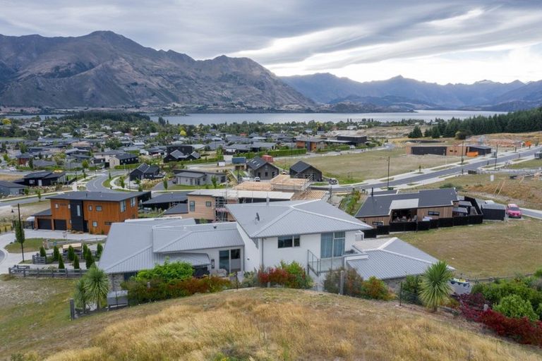 Photo of property in 11 Barclay Place, Wanaka, 9305