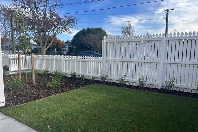 Photo of property in 1/16 Stenness Avenue, Somerfield, Christchurch, 8024