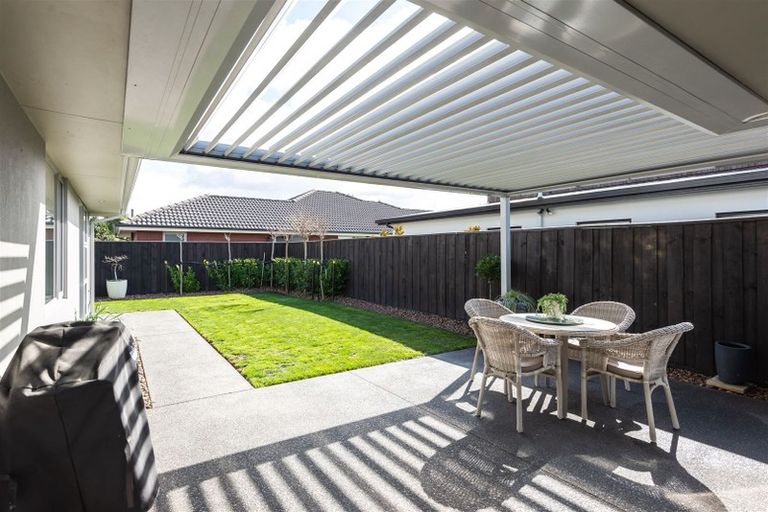 Photo of property in 3 Fredrica Lane, Heathcote Valley, Christchurch, 8022