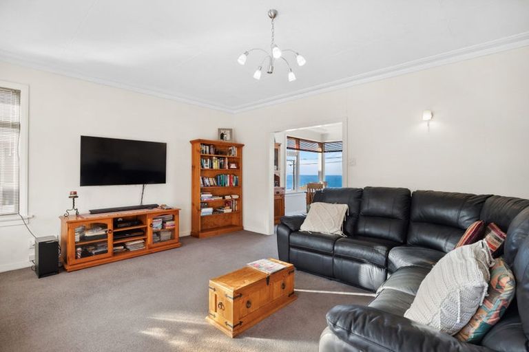 Photo of property in 154 Easther Crescent, Kew, Dunedin, 9012