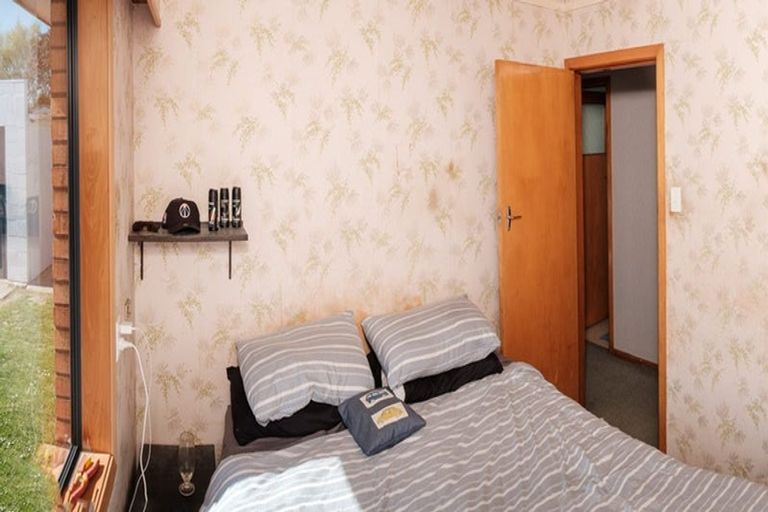 Photo of property in 22 Shakespeare Street, Milton, 9220