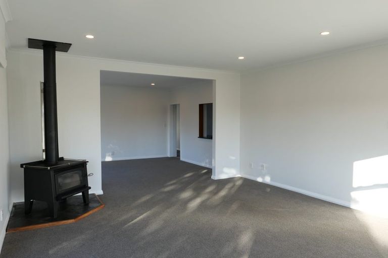 Photo of property in 14 Hillcrest Road, Raumati South, Paraparaumu, 5032