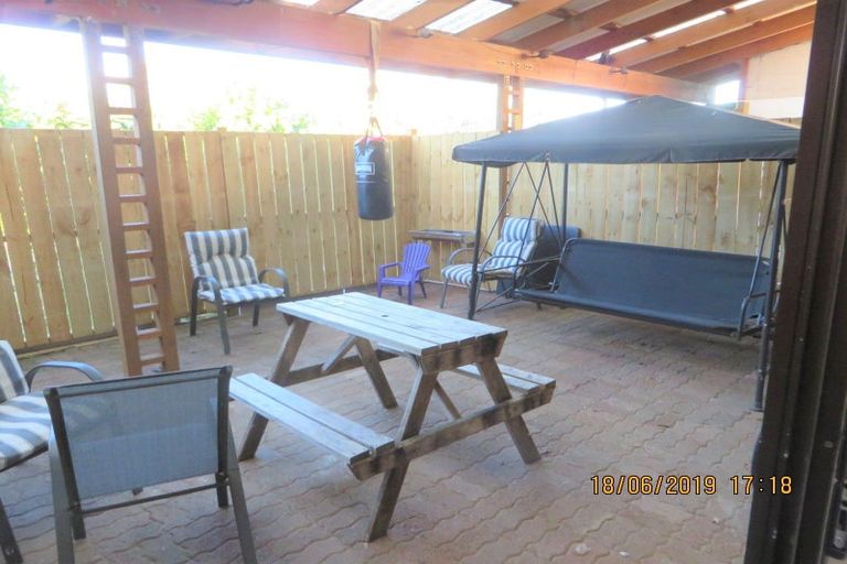 Photo of property in 141 Jesmond Road, Karaka, Drury, 2578