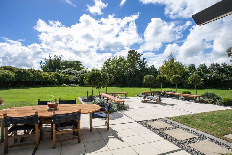 Photo of property in 14 Cowley Drive, Leamington, Cambridge, 3432