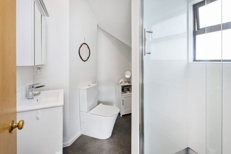 Photo of property in 3/126 Idris Road, Strowan, Christchurch, 8052